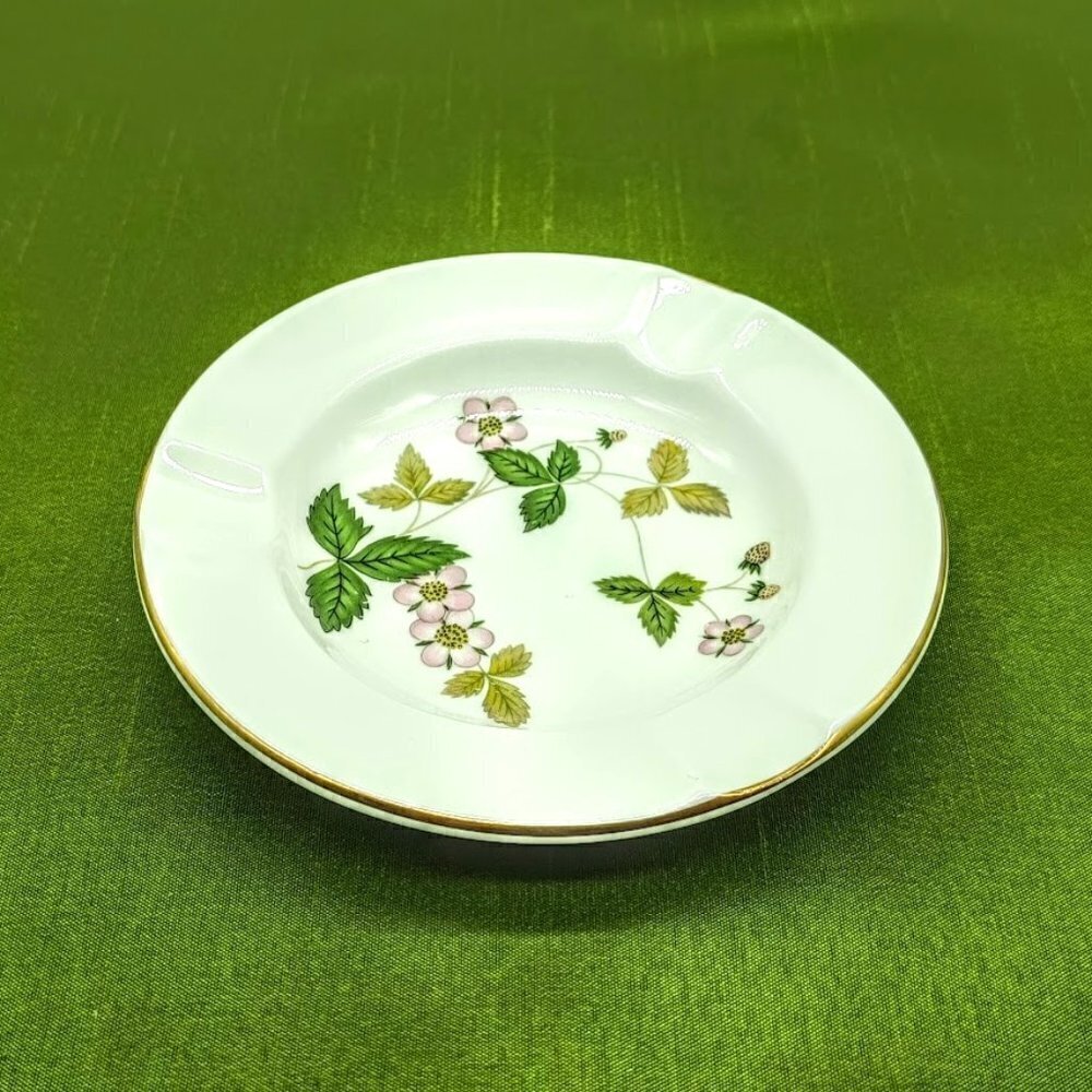 Wedgwood England Wild Strawberry Bone China Ashtray